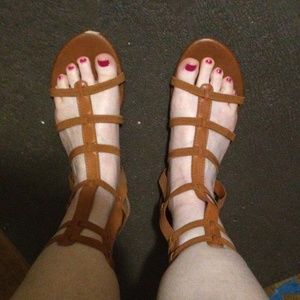 Bamboo Size 10 strappy sandal